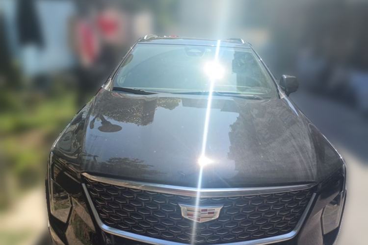 Used Cadillac XT4 2024 28T Two-Wheel-Drive Luxury Version Front