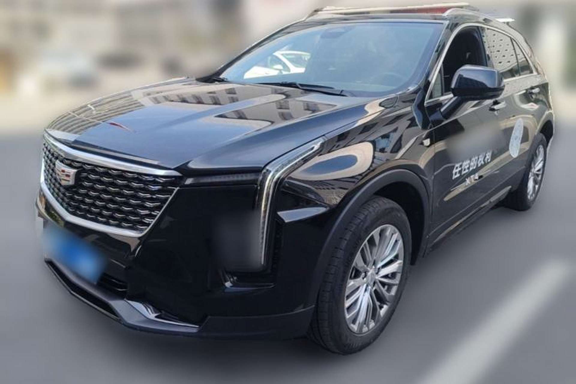 Used Cadillac XT4 2024 Facelift 28T Two-Wheel-Drive Luxury Version Front Left 45 Deg