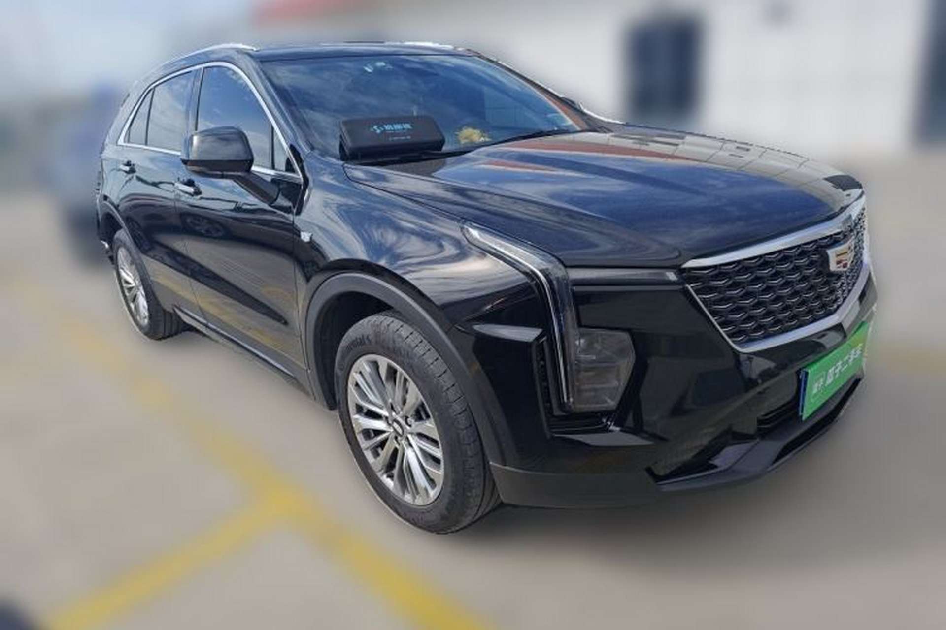 Used Cadillac XT4 2024 Facelift 28T Two-Wheel-Drive Luxury Version Front Right 45 Deg