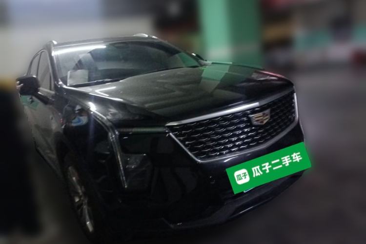 Used Cadillac XT4 2024 28T Two-Wheel-Drive Luxury Version Front Right 45 Deg
