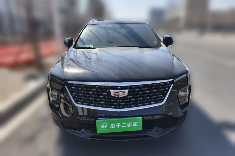 Used Cadillac XT4 2024 28T Two-Wheel-Drive Luxury Version Front