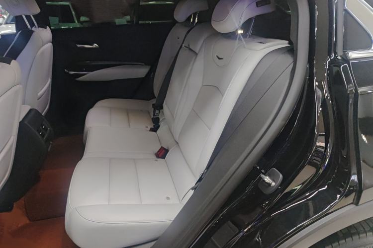 Used Cadillac XT4 2024 28T Two-Wheel-Drive Prestige Version Interior 1