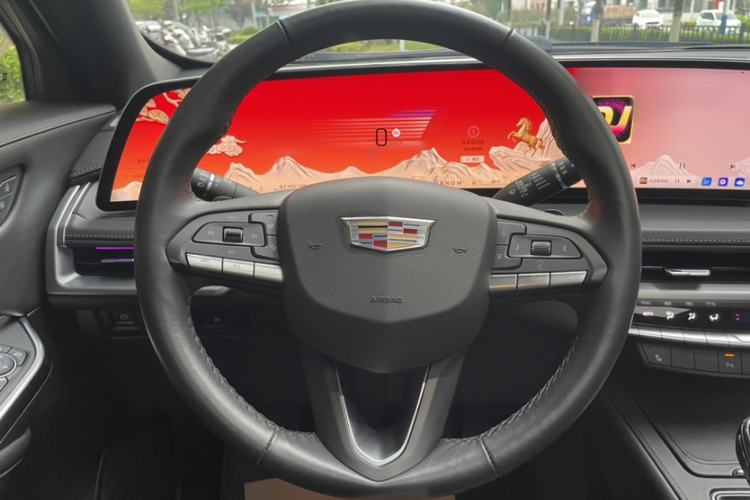 Used Cadillac XT4 2024 28T Two-Wheel-Drive Luxury Version Interior 10