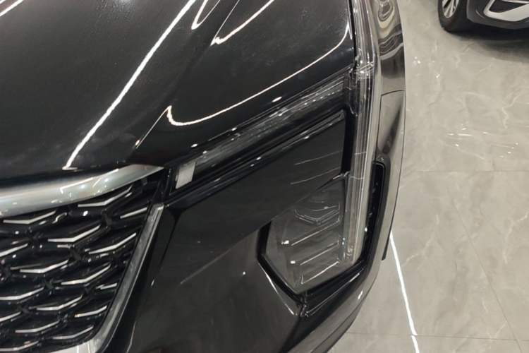 Used Cadillac XT4 2024 28T Two-Wheel-Drive Luxury Version Left Front Headlight