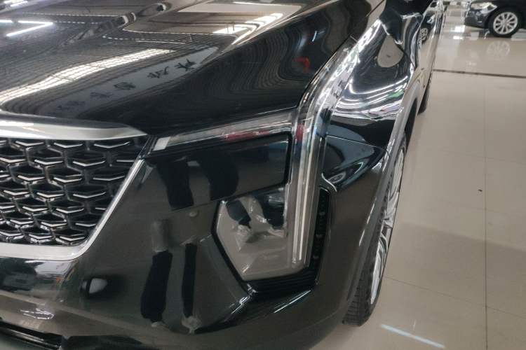 Used Cadillac XT4 2024 28T Two-Wheel-Drive Prestige Version Left Front Headlight