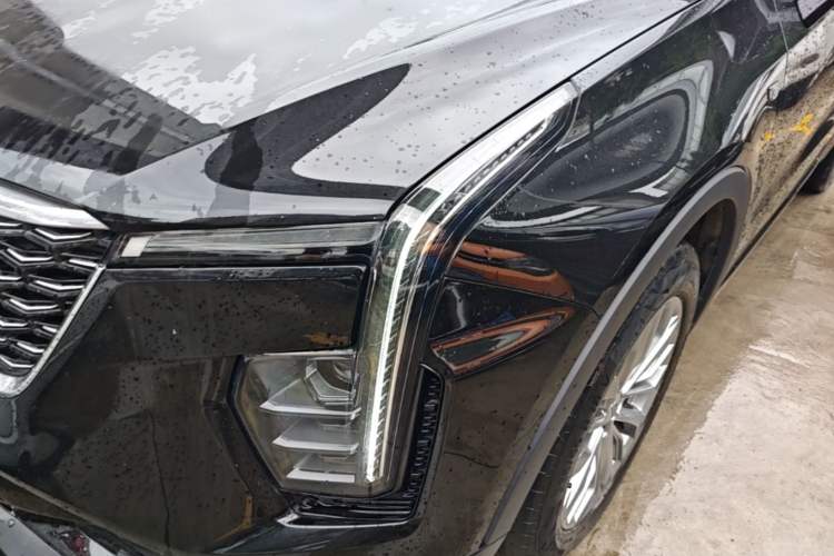 Used Cadillac XT4 2024 28T Two-Wheel-Drive Luxury Version Left Front Headlight
