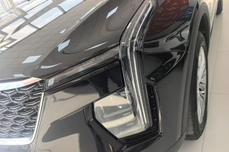 Used Cadillac XT4 2024 28T Two-Wheel-Drive Luxury Version Left Front Headlight