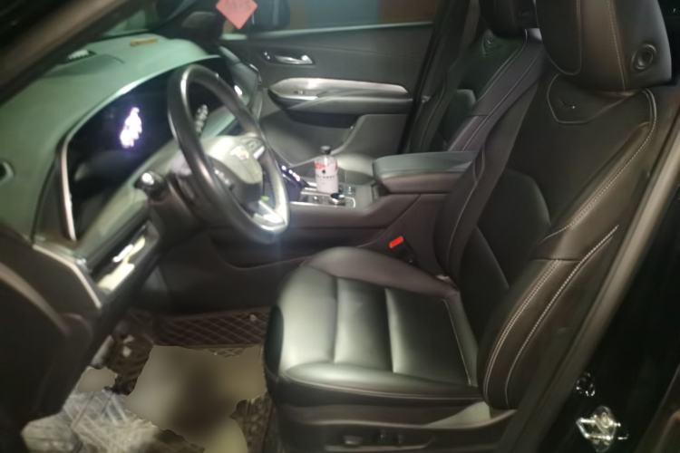 Used Cadillac XT4 2024 28T Two-Wheel-Drive Luxury Version Left Front Seat
