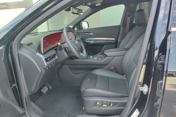Used Cadillac XT4 2024 Facelift 28T Two-Wheel-Drive Prestige Version Left Front Seat