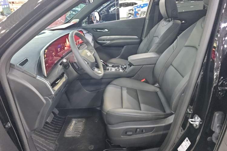 Used Cadillac XT4 2024 Facelift 28T Two-Wheel-Drive Luxury Version Left Front Seat