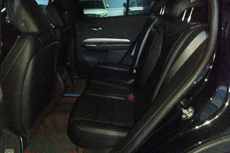 Used Cadillac XT4 2024 28T Two-Wheel-Drive Luxury Version Left Rear Seat