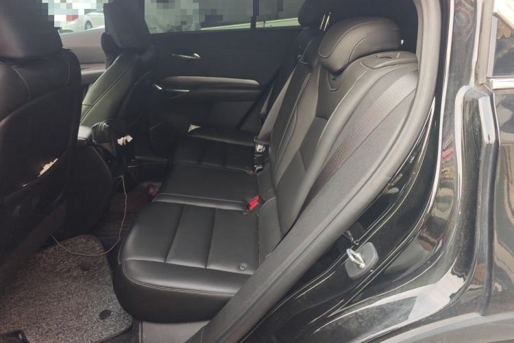 Used Cadillac XT4 2024 28T Two-Wheel-Drive Luxury Version Left Rear Seat