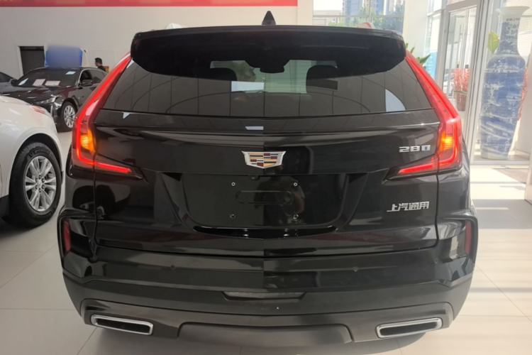 Used Cadillac XT4 2024 28T Two-Wheel-Drive Luxury Version Rear