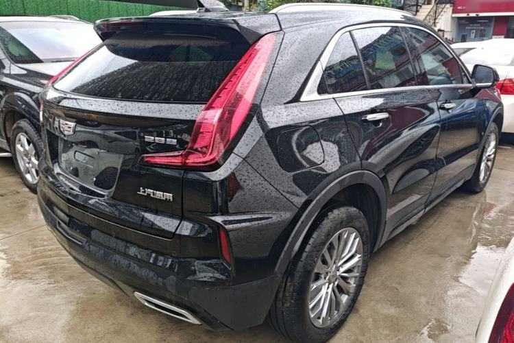 Used Cadillac XT4 2024 28T Two-Wheel-Drive Luxury Version Rear Right 45 Deg