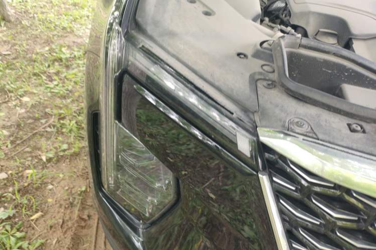 Used Cadillac XT4 2024 25T Two-Wheel Drive Fashion Edition Right Front Headlight
