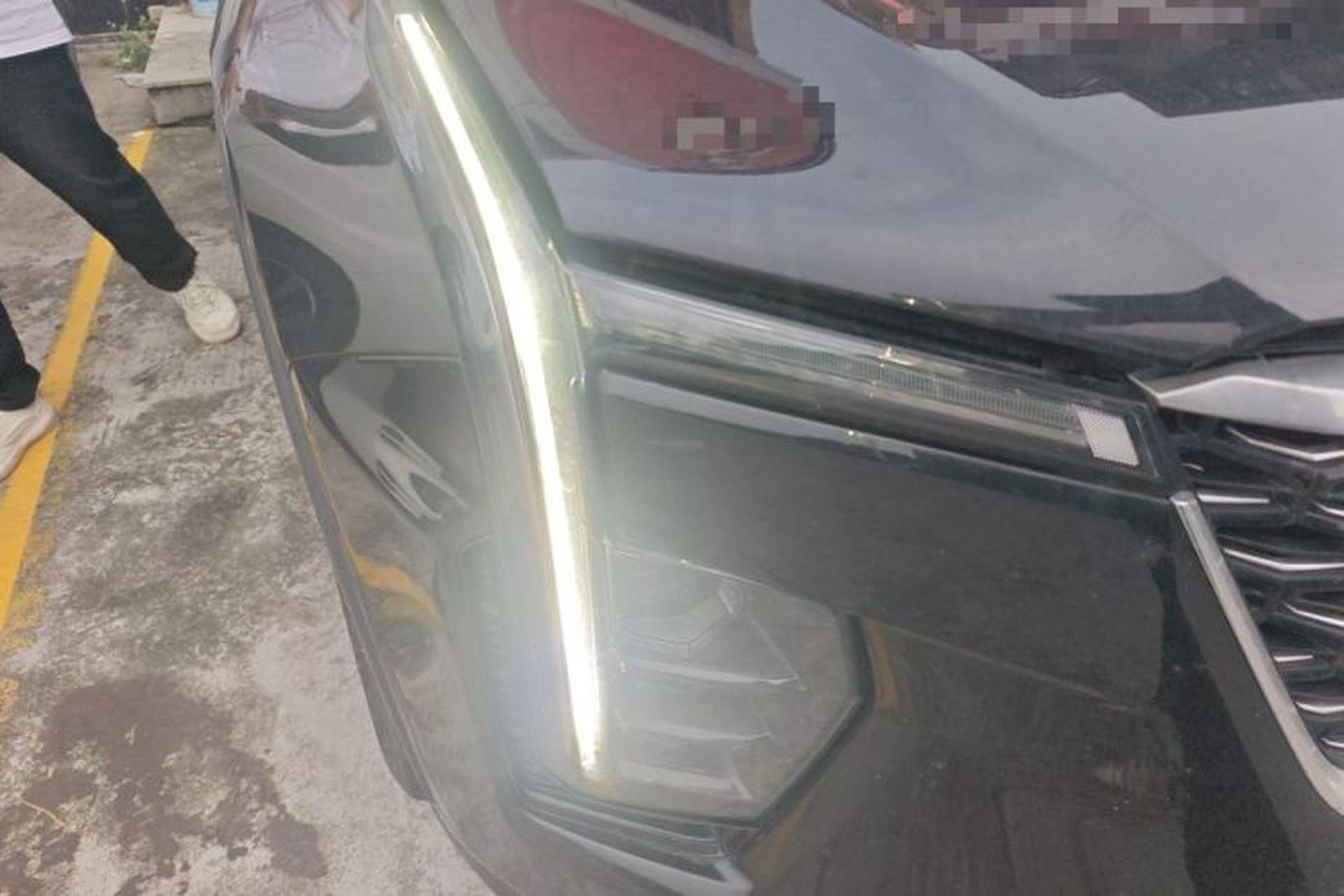 Used Cadillac XT4 2024 28T Two-Wheel-Drive Luxury Version Right Front Headlight