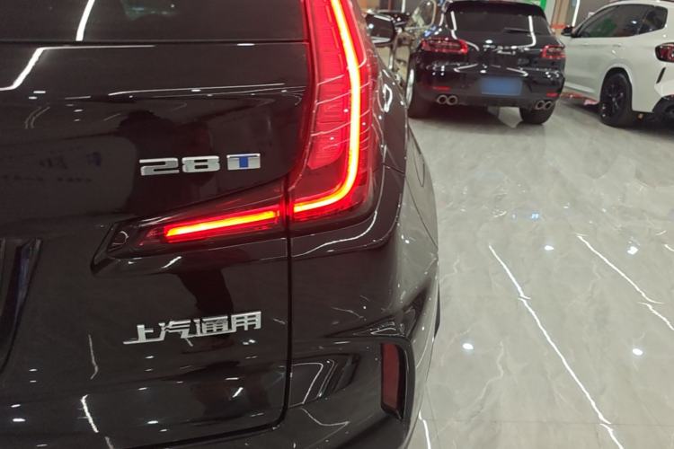 Used Cadillac XT4 2024 28T Two-Wheel-Drive Luxury Version Right Rear Taillight