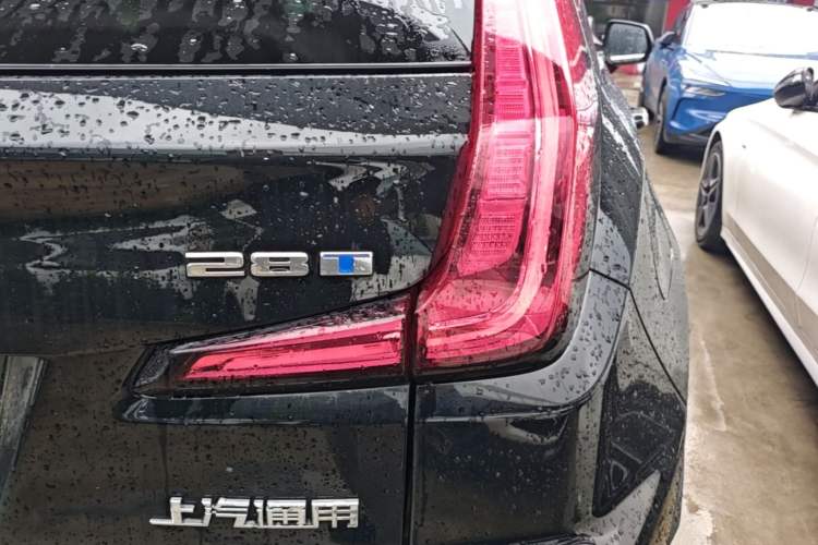 Used Cadillac XT4 2024 28T Two-Wheel-Drive Luxury Version Right Rear Taillight