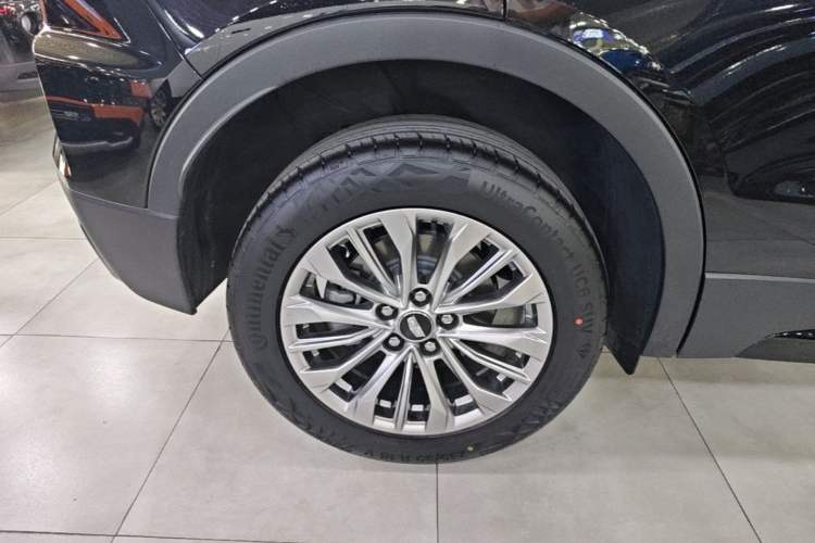 Used Cadillac XT4 2024 Facelift 28T Two-Wheel-Drive Luxury Version Right Rear Wheel Hub