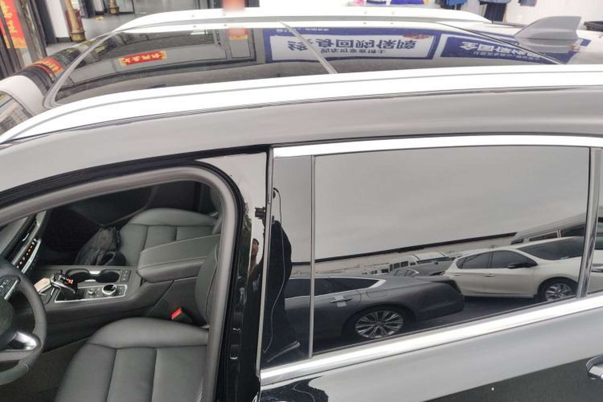 Used Cadillac XT4 2024 28T Two-Wheel-Drive Prestige Version Roof