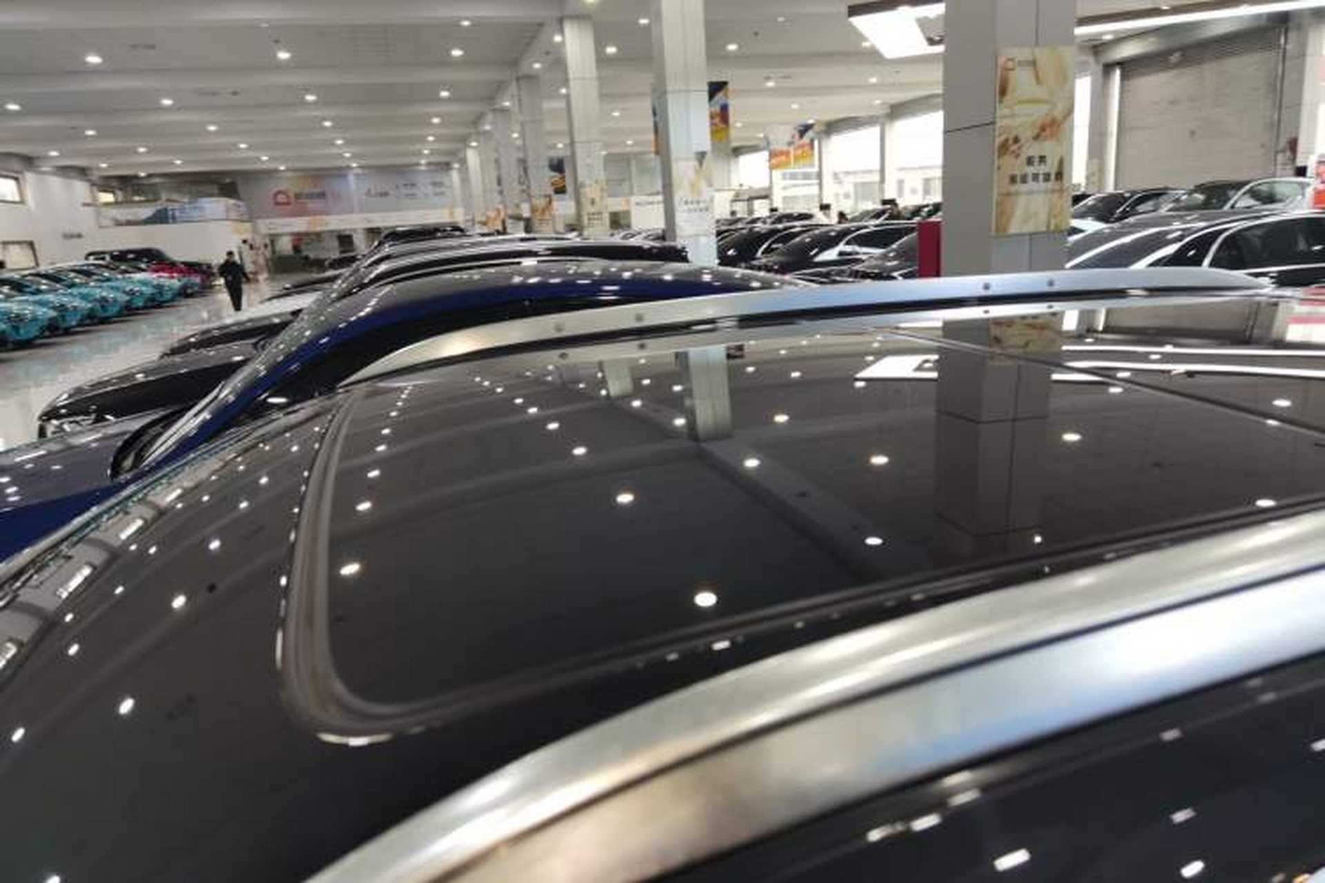Used Cadillac XT4 2024 28T Two-Wheel-Drive Luxury Version Roof