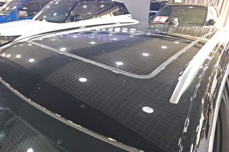Used Cadillac XT4 2024 Facelift 28T Two-Wheel-Drive Luxury Version Roof