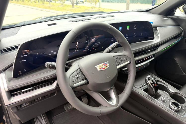 Used Cadillac XT4 2024 28T Two-Wheel-Drive Luxury Version Steering Wheel