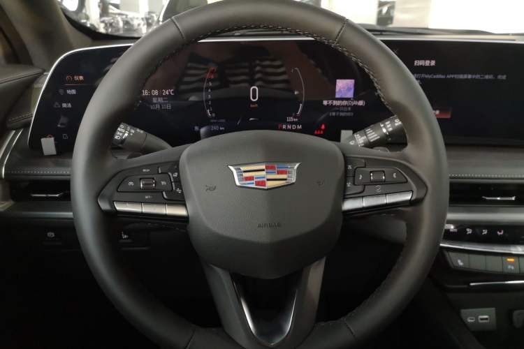 Used Cadillac XT4 2024 28T Two-Wheel-Drive Luxury Version Steering Wheel
