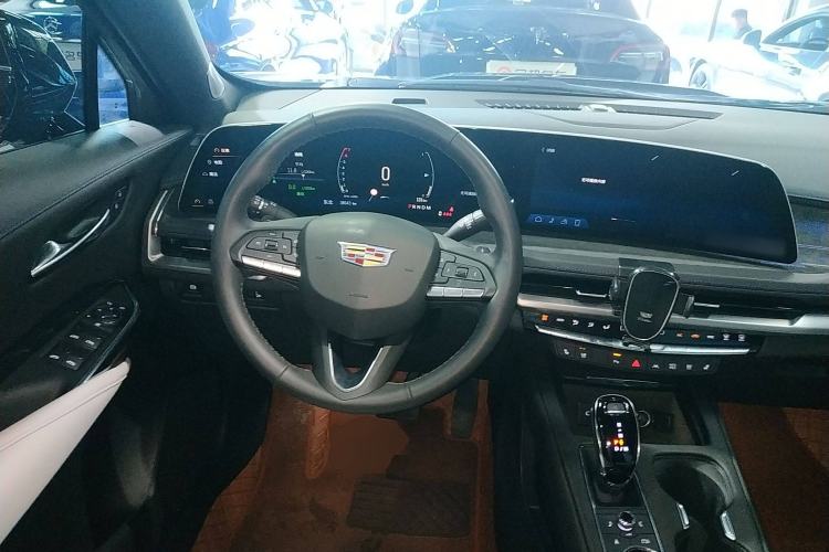 Used Cadillac XT4 2024 28T Two-Wheel-Drive Prestige Version Steering Wheel