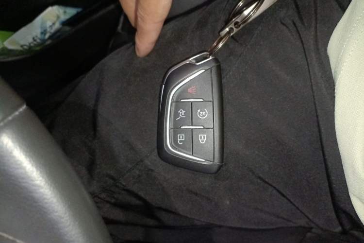 Used Cadillac XT4 2024 28T Two-Wheel-Drive Luxury Version Vehicle Key