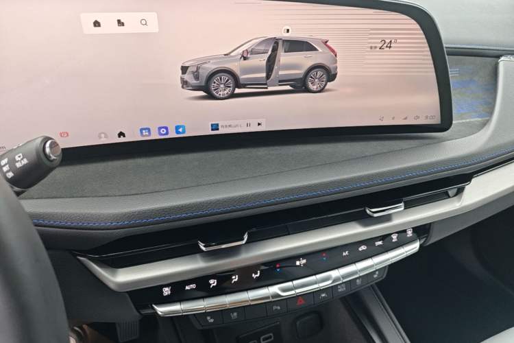 Used Cadillac XT4 2024 28T Two-Wheel-Drive Prestige Version Audio And AC Panel