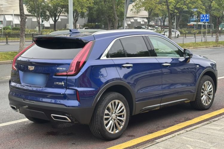 Used Cadillac XT4 2024 28T Two-Wheel-Drive Luxury Version Exterior 2