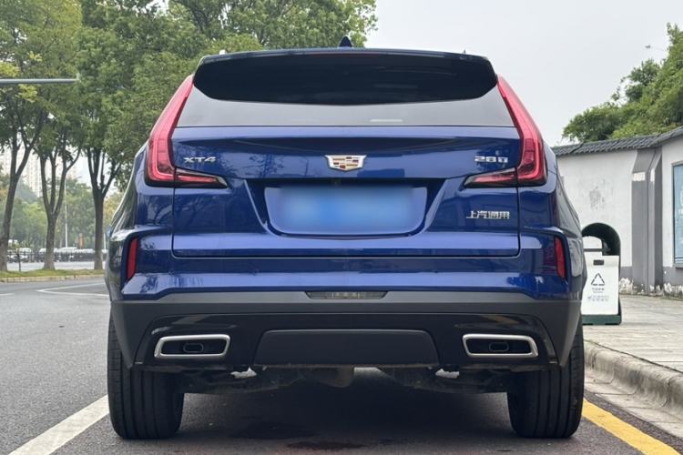 Used Cadillac XT4 2024 28T Two-Wheel-Drive Luxury Version Exterior 3