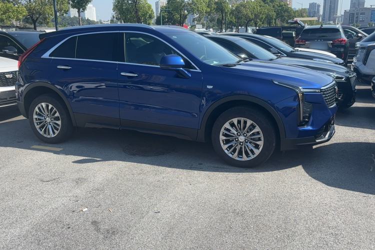 Used Cadillac XT4 2024 28T Two-Wheel-Drive Luxury Version Exterior 5