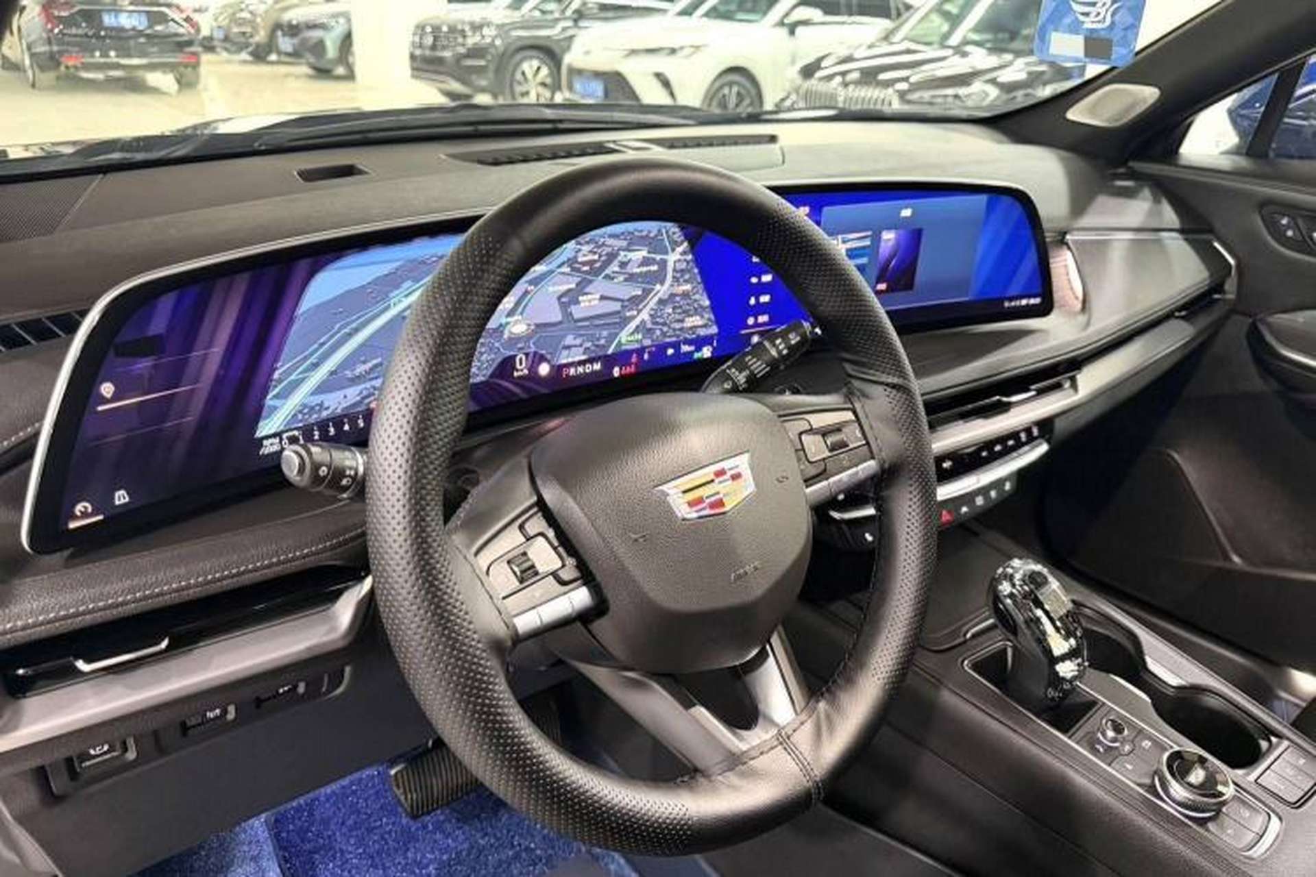 Used Cadillac XT4 2024 28T Two-Wheel-Drive Prestige Version Interior 2