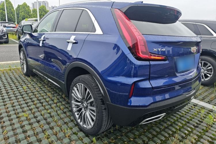Used Cadillac XT4 2024 28T Two-Wheel-Drive Prestige Version Rear Left 45 Deg
