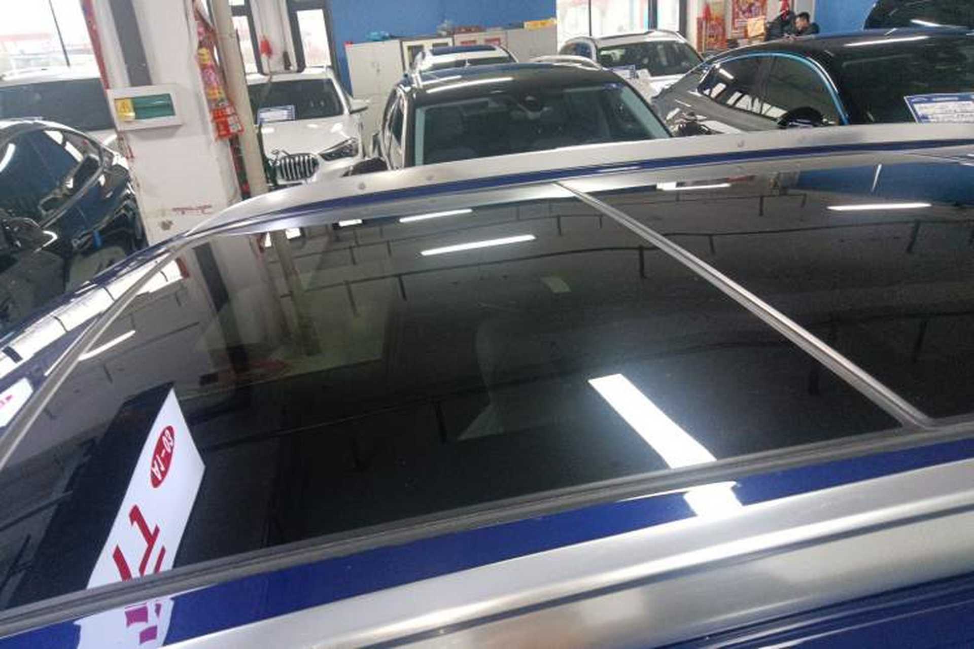 Used Cadillac XT4 2024 28T Two-Wheel-Drive Prestige Version Roof