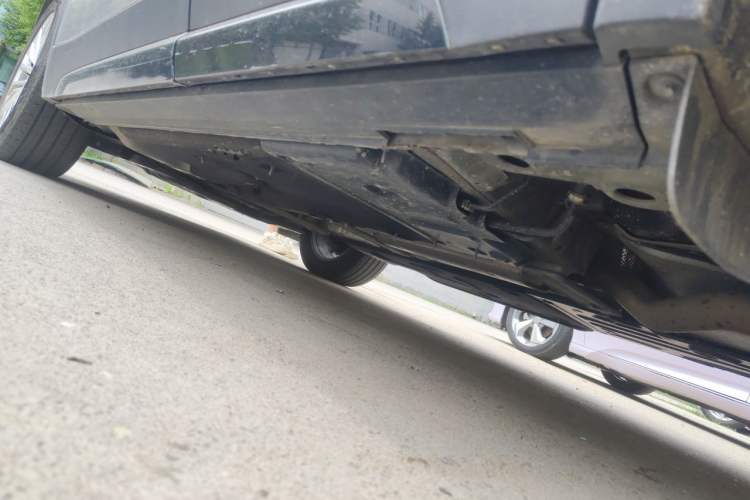 Used Cadillac XT4 2024 28T Two-Wheel-Drive Luxury Version Chassis Rear Left