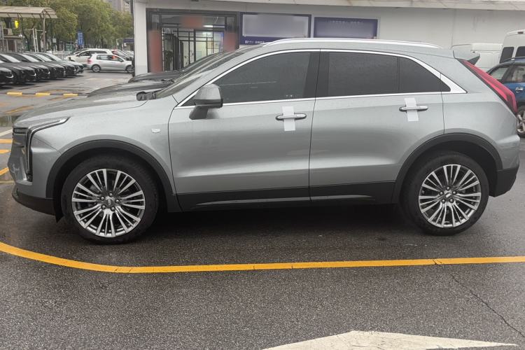 Used Cadillac XT4 2024 28T Two-Wheel-Drive Prestige Version Exterior 3