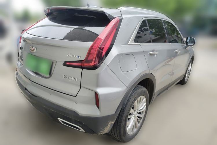 Used Cadillac XT4 2024 28T Two-Wheel-Drive Luxury Version Rear Right 45 Deg