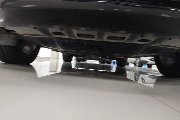 Used Cadillac XT4 2024 28T Four-Wheel Drive Luxury Version Chassis Front