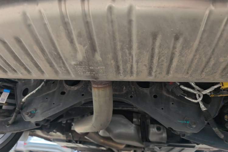 Used Cadillac XT4 2024 28T Two-Wheel-Drive Prestige Version Chassis Rear