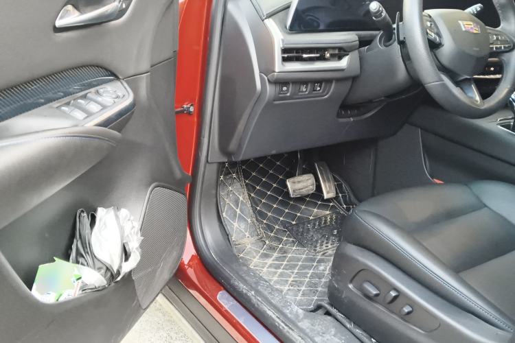 Used Cadillac XT4 2024 28T Four-Wheel Drive Luxury Version Driver Seat