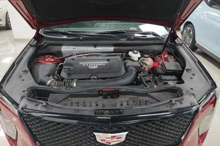 Used Cadillac XT4 2024 28T Four-Wheel Drive Luxury Version Engine Bay