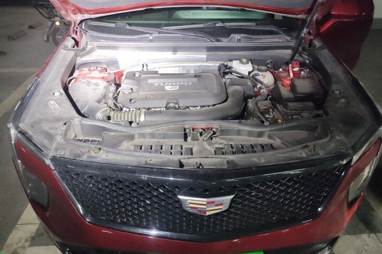 Used Cadillac XT4 2024 28T Four-Wheel Drive Luxury Version Engine Bay