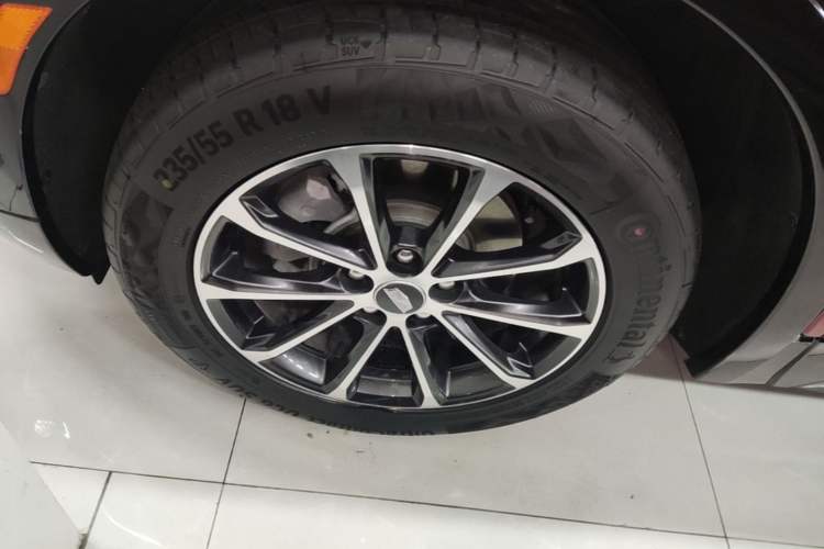 Used Cadillac XT4 2024 28T Four-Wheel Drive Luxury Version Exterior 4