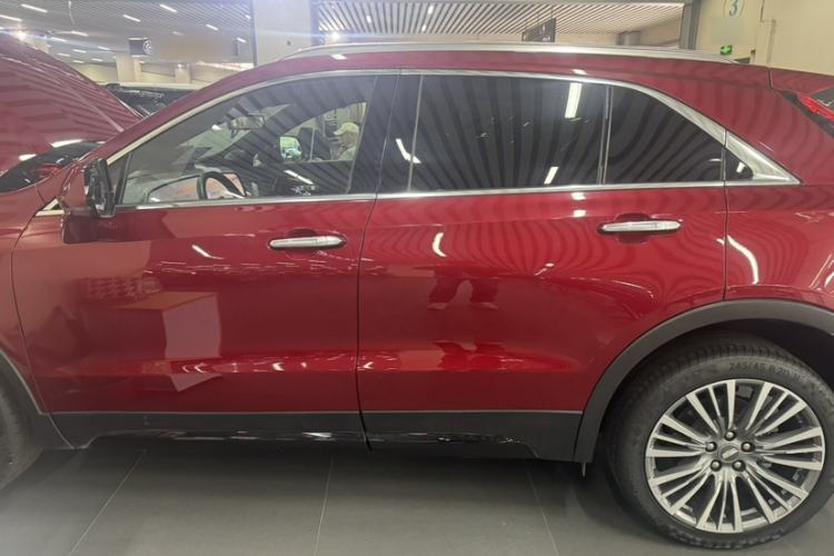 Used Cadillac XT4 2024 28T Two-Wheel-Drive Prestige Version Exterior 4