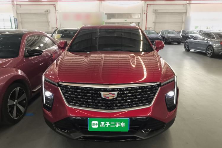 Used Cadillac XT4 2024 28T Two-Wheel-Drive Luxury Version Front