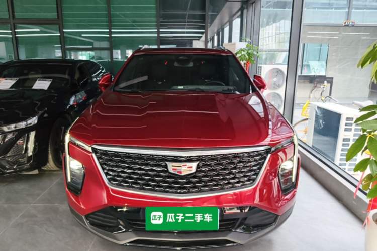 Used Cadillac XT4 2024 28T Two-Wheel-Drive Luxury Version Front