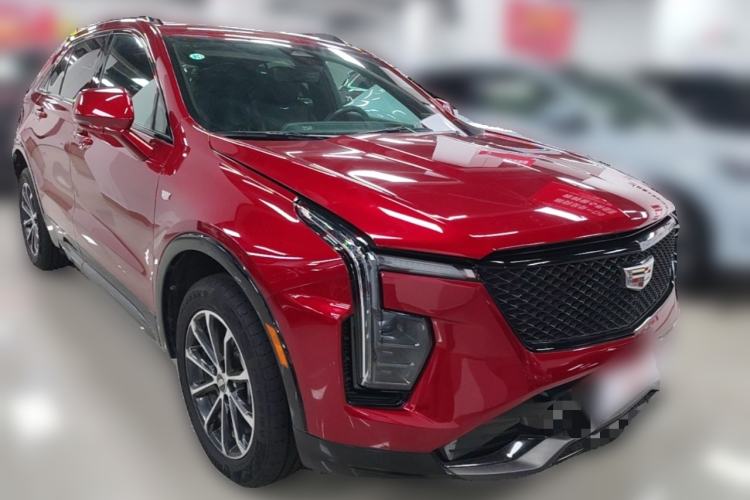 Used Cadillac XT4 2024 28T Four-Wheel Drive Luxury Version Front Right 45 Deg